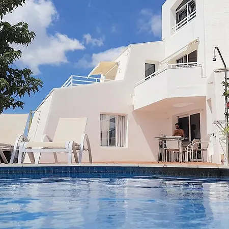 Starbal Apartmán Es Castell (Menorca)